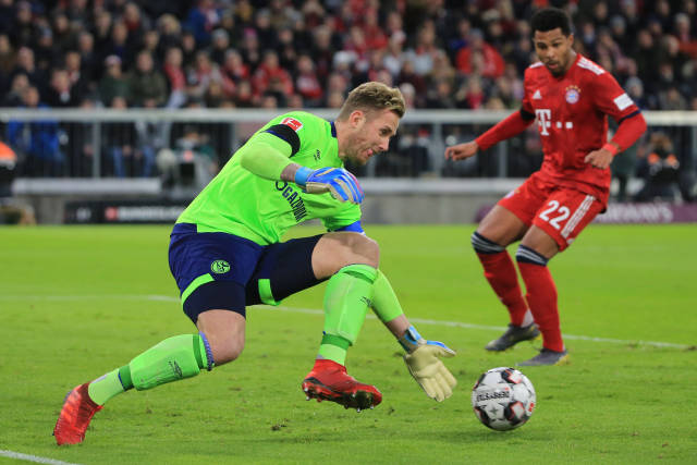 雄环伺的网 雄环伺的网