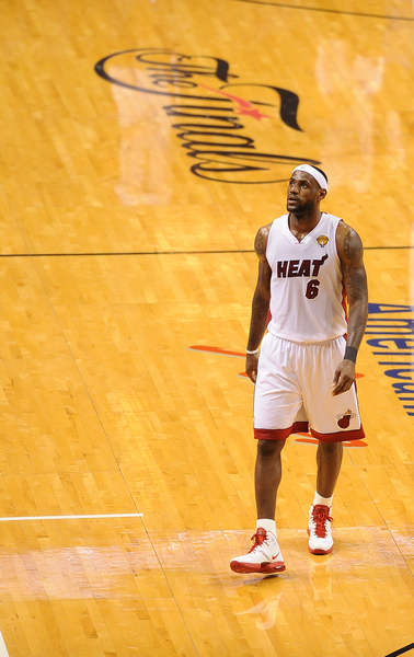 他在对阵灰 他在对阵灰