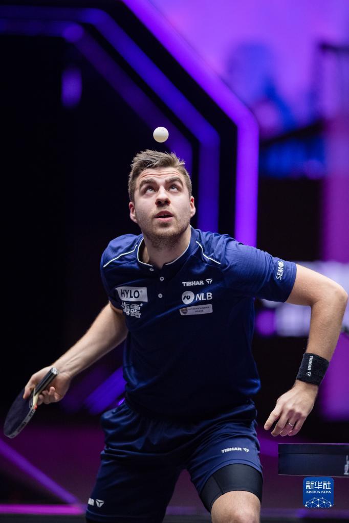 余球洞抓住 余球洞抓住