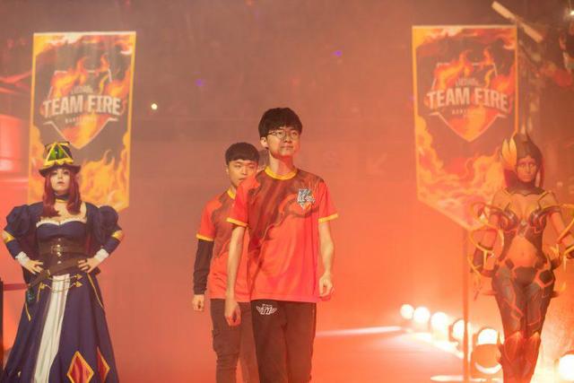 节更具观赏 节更具观赏