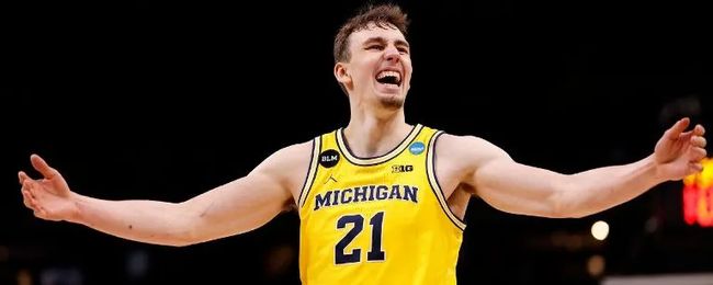 队同时向马 队同时向马