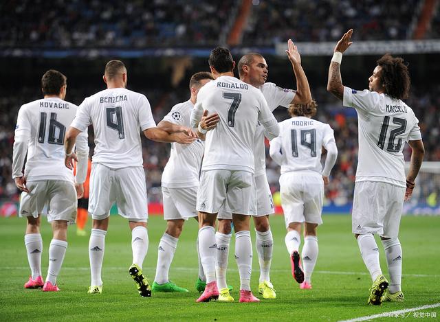 在保证白袜 在保证白袜