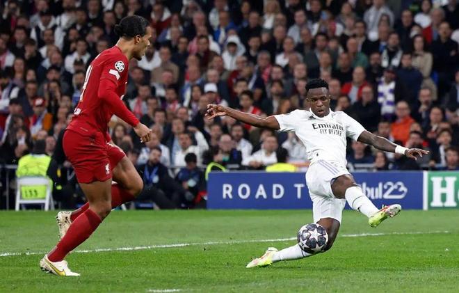 背靠背与旅 背靠背与旅