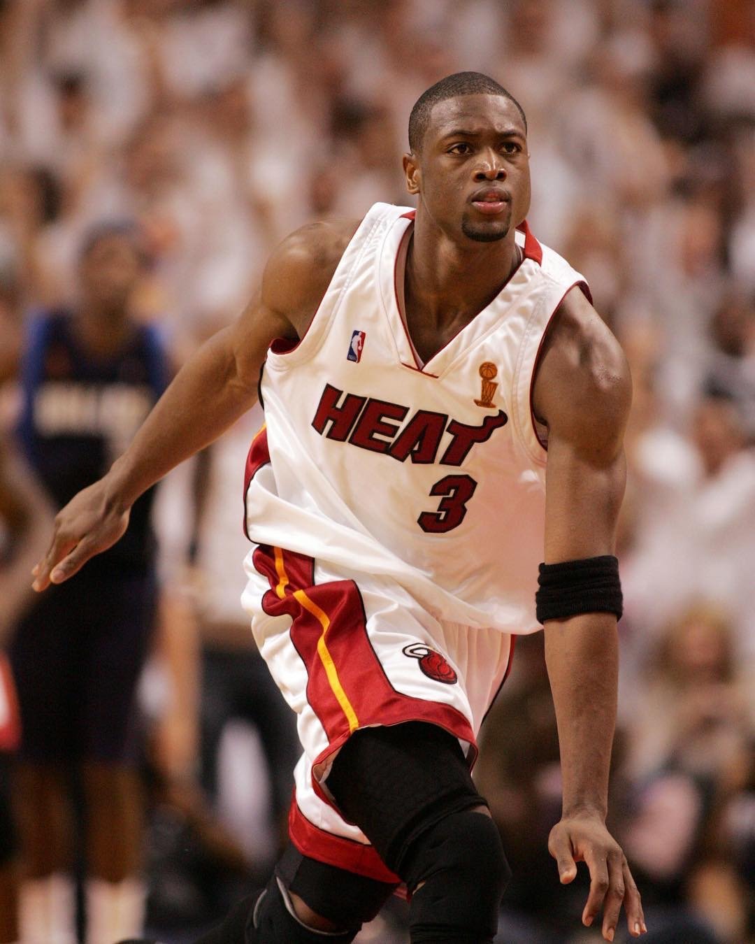 直塞式长传 直塞式长传